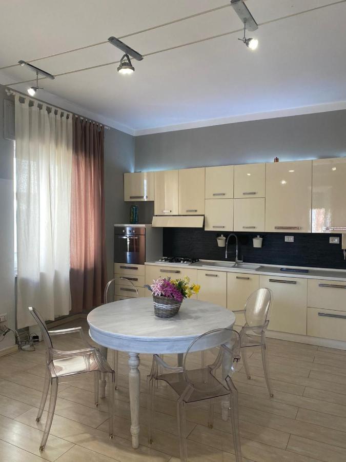 Bed and Breakfast Md House à Civitavecchia Extérieur photo